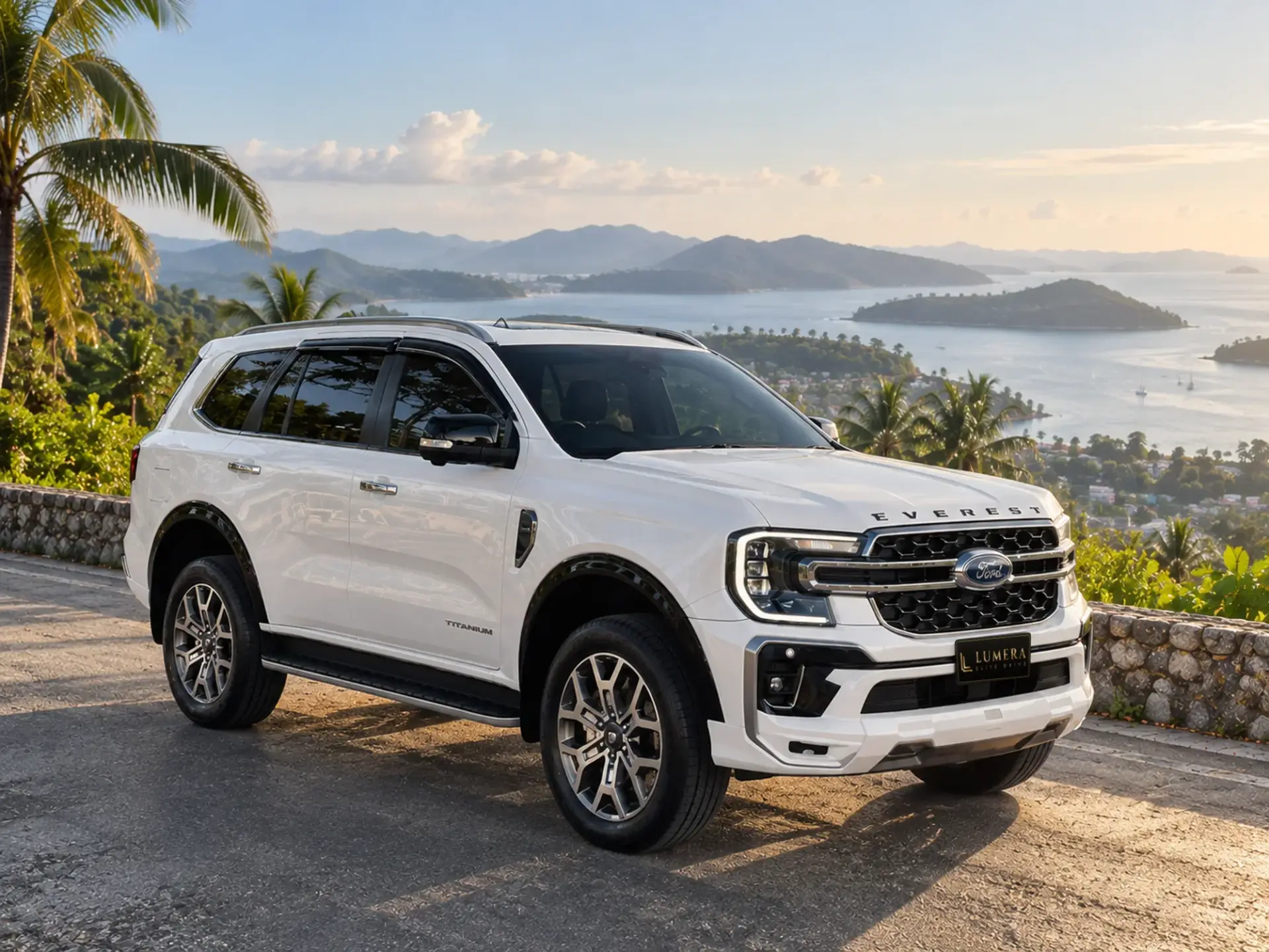 Ford Everest Titanium, белая