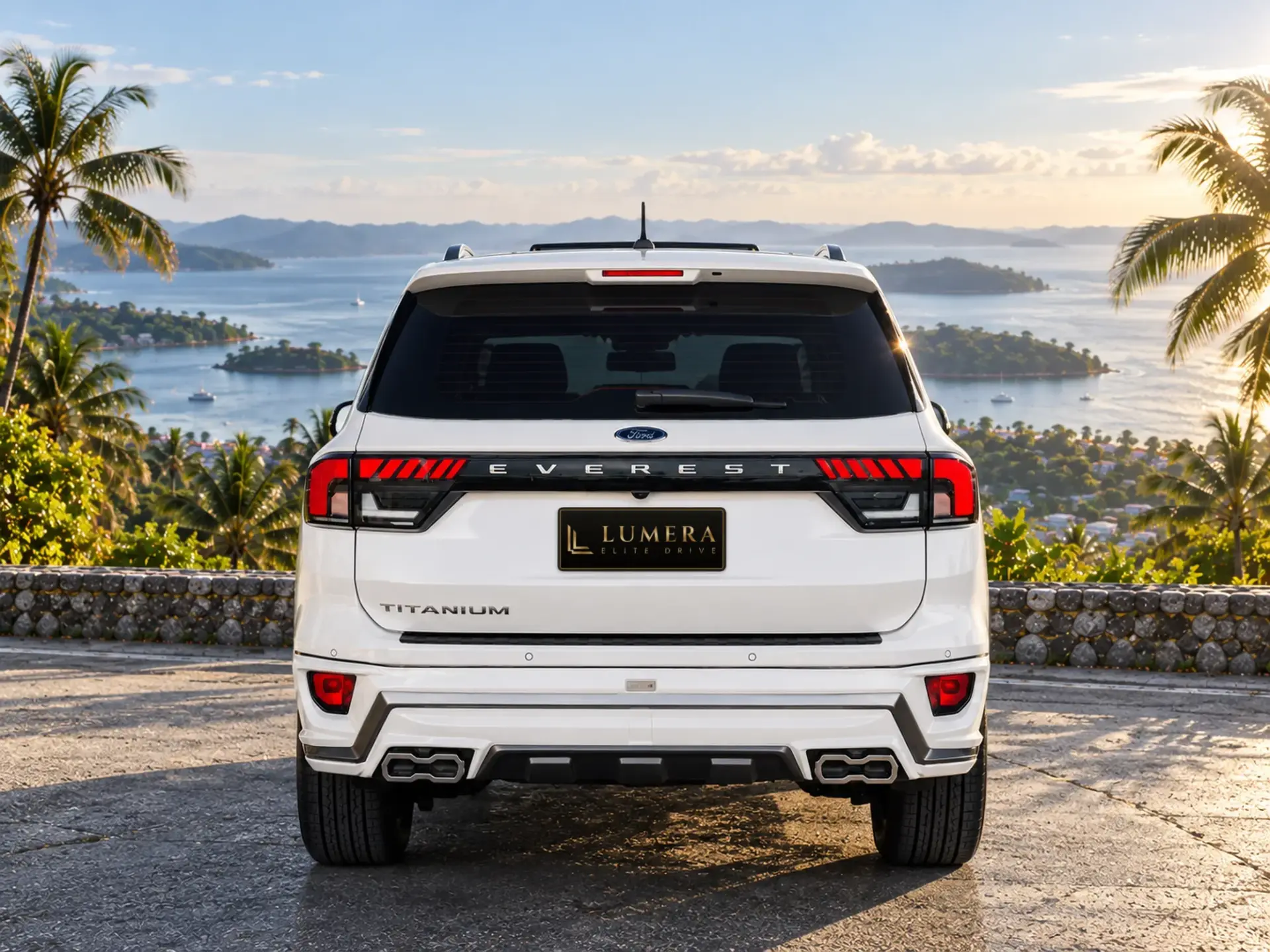 Ford Everest Titanium, белая